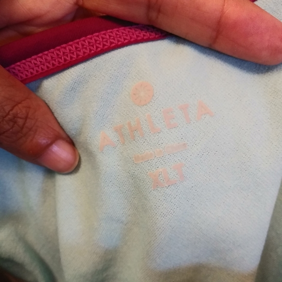 Athleta tank - Picture 3 of 4